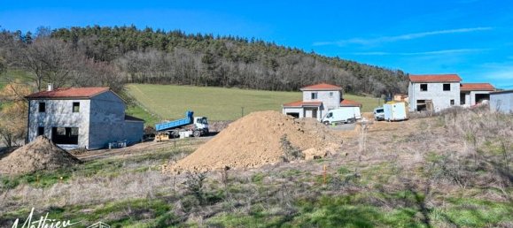 807m² Land in Pomeys, France No. 78007 5