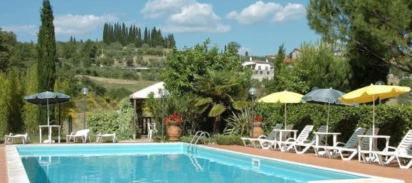 2634m² Hotel in Magione, Italy No. 56095 5