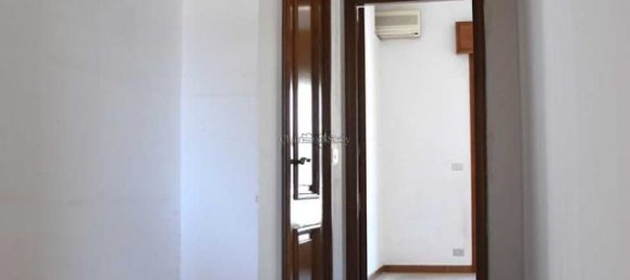 4 rooms Apartment in Modica, Italy No. 231255 4