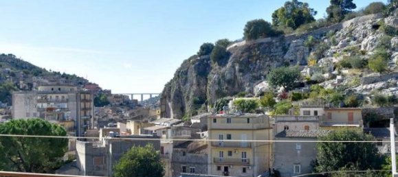 4 rooms Apartment in Modica, Italy No. 231255 6