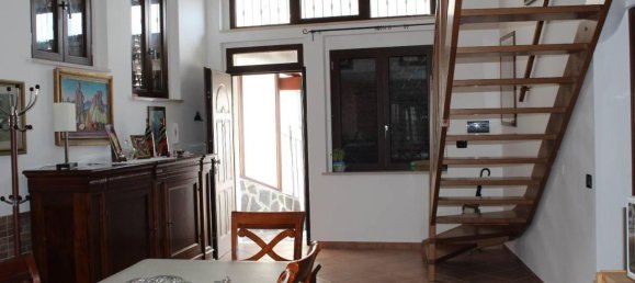 Дом с 4 комнатами в Лиша, Италия № 130532 10