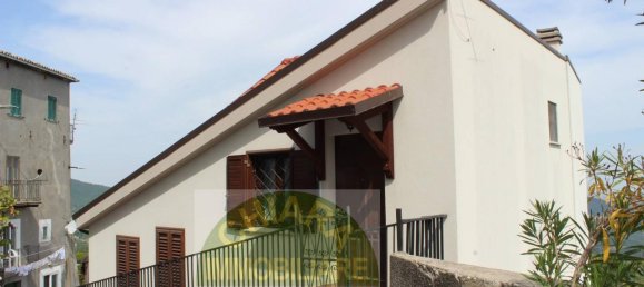 Дом с 4 комнатами в Лиша, Италия № 130532 23