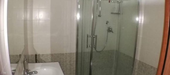 Дом с 4 комнатами в Лиша, Италия № 130532 11