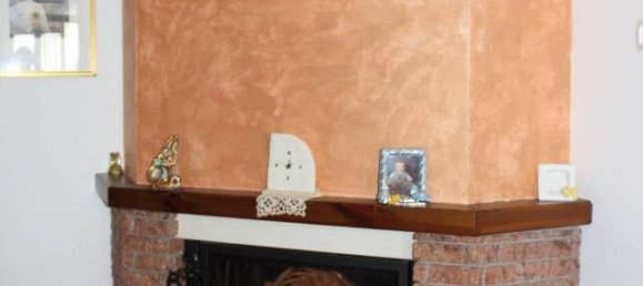 Дом с 4 комнатами в Лиша, Италия № 130532 8