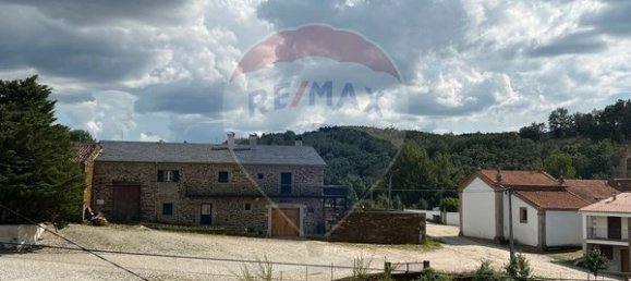 Casa de 3 dormitorios en Vimioso, Portugal No. 39636 2