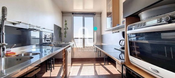 2 chambres Appartement à Asnières-sur-Seine, France No. 170087 3