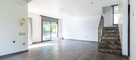 3 Schlafzimmer Haus in Barcelona, Spain, Nr. 176816 2