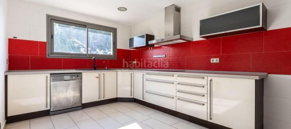 3 Schlafzimmer Haus in Barcelona, Spain, Nr. 176816 5