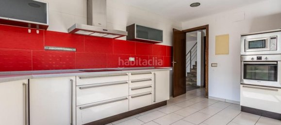 3 Schlafzimmer Haus in Barcelona, Spain, Nr. 176816 6