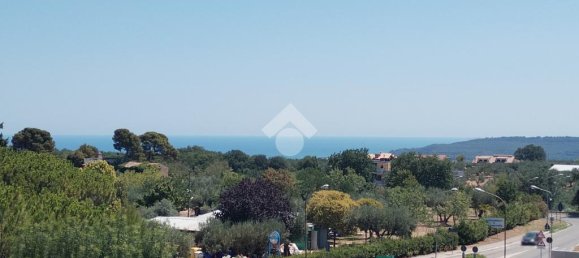 Apartamento de 4 dormitorios en Fossacesia, Italy No. 155900 3