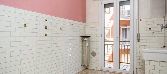 2 bedrooms Apartment in Verona, Italy No. 277296 9