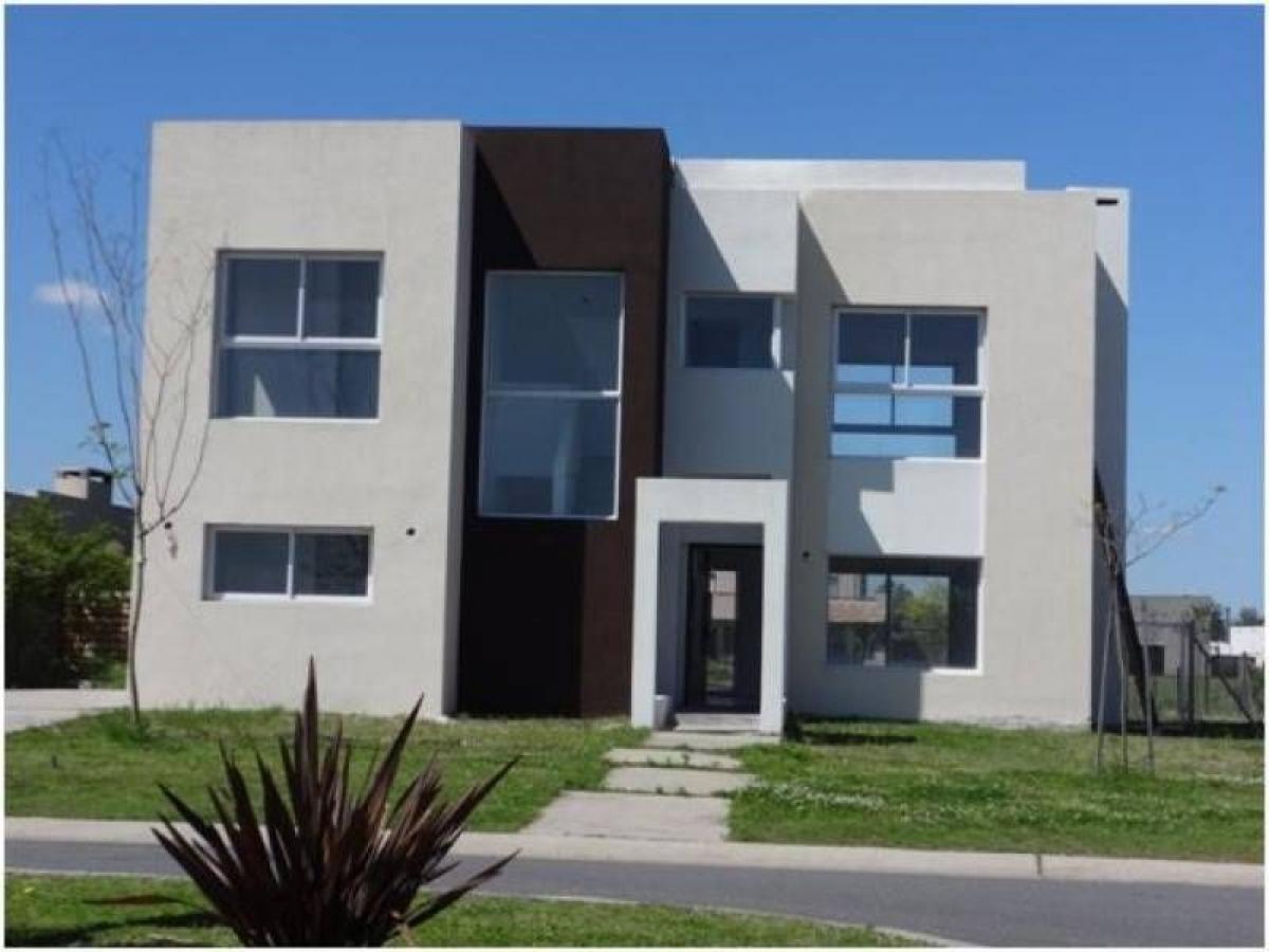 Casa T3 em Tigre, Argentina N.º 88415