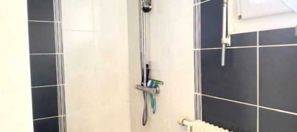 2 bedrooms House in Mayenne, France No. 357905 8