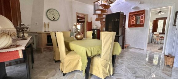 Villa de 2 dormitorios en Rende, Italy No. 343662 3