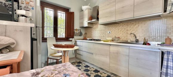 Villa de 2 dormitorios en Rende, Italy No. 343662 10