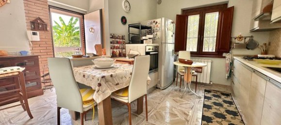 Villa de 2 dormitorios en Rende, Italy No. 343662 9