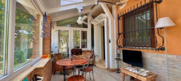 Villa de 2 dormitorios en Rende, Italy No. 343662 2