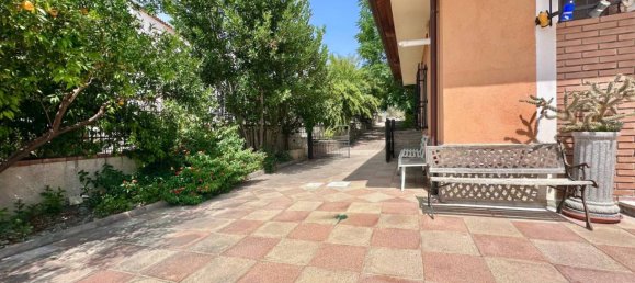 Villa de 2 dormitorios en Rende, Italy No. 343662 43