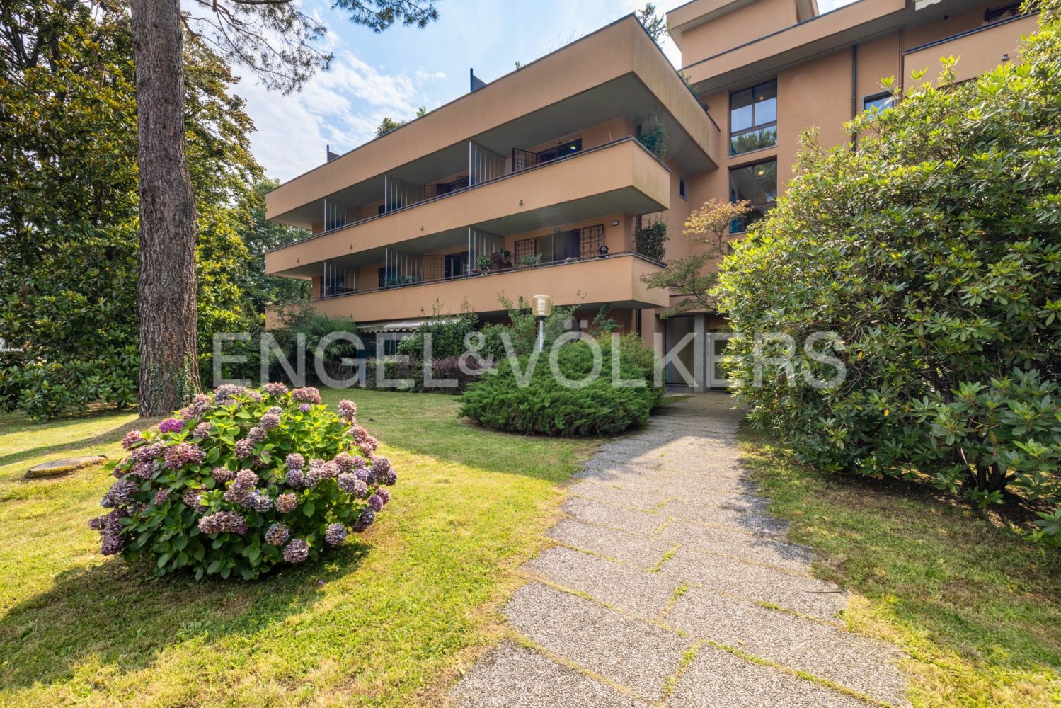 Estúdio em Varese, Italy N.º 63807