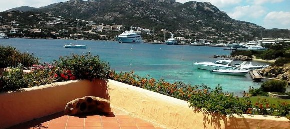 3-salle Appartement à Arzachena, Italy No. 232265 2