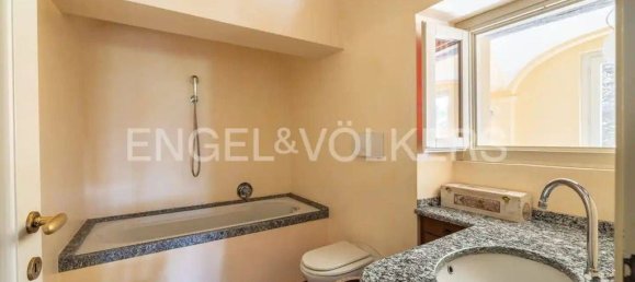 7 Schlafzimmer Villa in Porto Valtravaglia, Italy, Nr. 63858 14