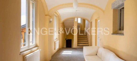7 Schlafzimmer Villa in Porto Valtravaglia, Italy, Nr. 63858 8