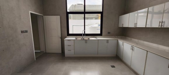 Вилла с 4 спальнями в Khuzam, ОАЭ № 106492 15