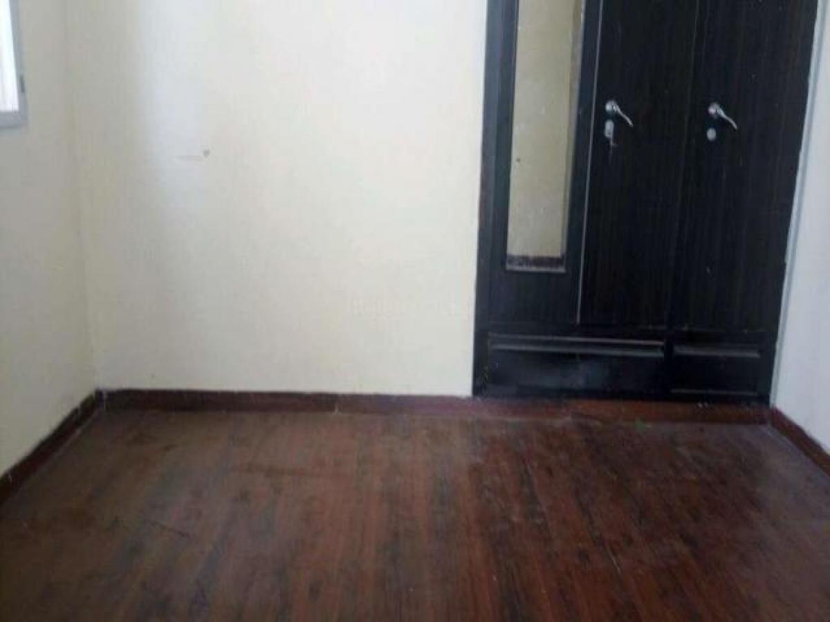 3 bedrooms House in Ghaziabad, India No. 56433