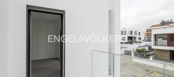 4 bedrooms House in Corroios, Portugal No. 14222 25