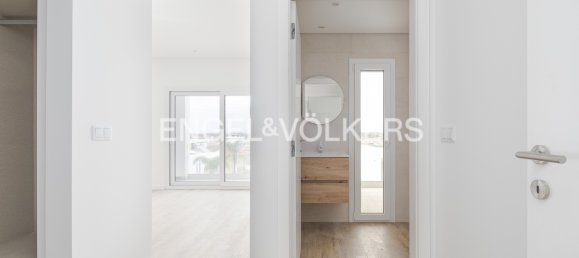 4 bedrooms House in Corroios, Portugal No. 14222 17