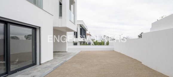 4 bedrooms House in Corroios, Portugal No. 14222 36