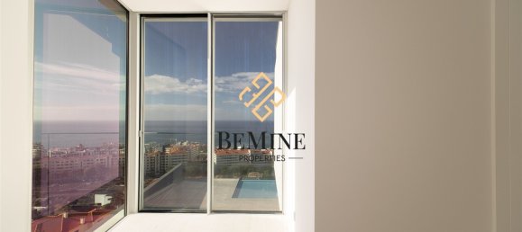 Villa de 4 dormitorios en Funchal, Portugal No. 134045 2