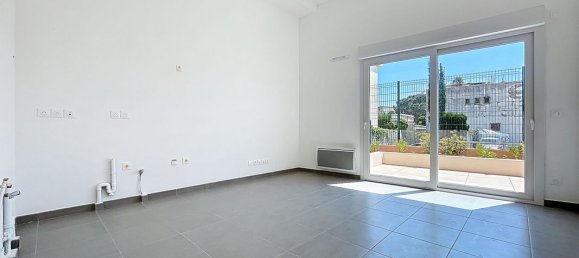 Studio in Antibes, France, Nr. 336903 3