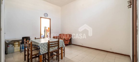2 Schlafzimmer Wohnung in Palermo, Italy, Nr. 335149 3