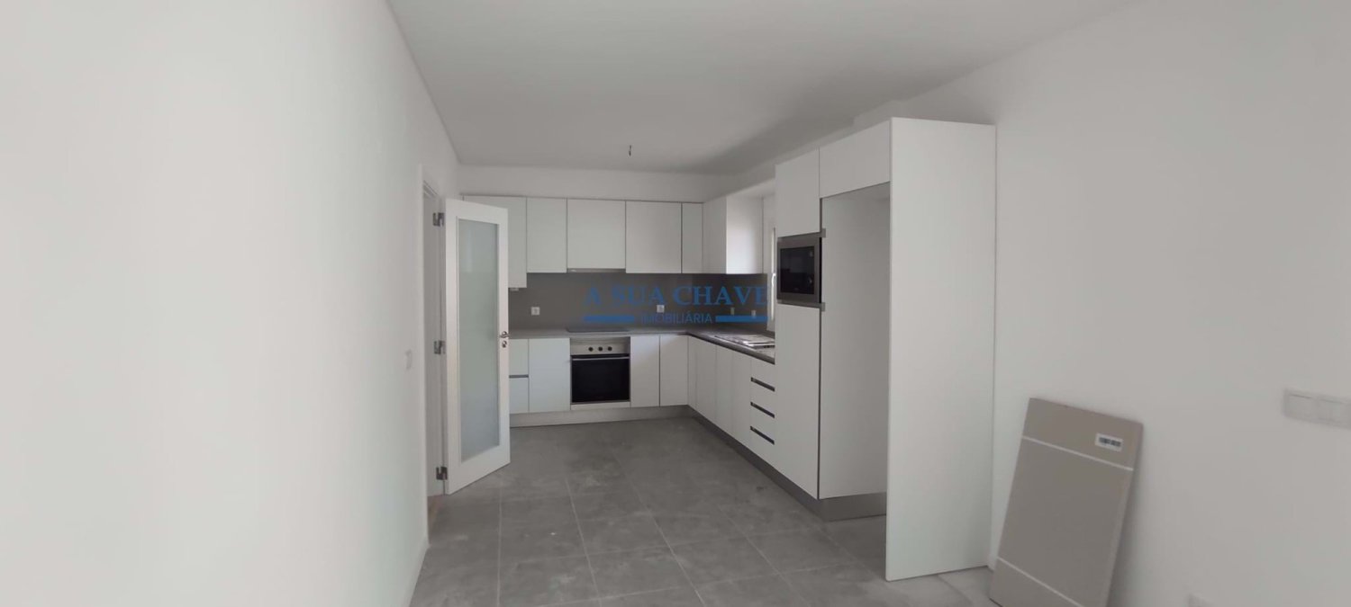 4 chambres Maison de ville à Seixal, Portugal No. 157738