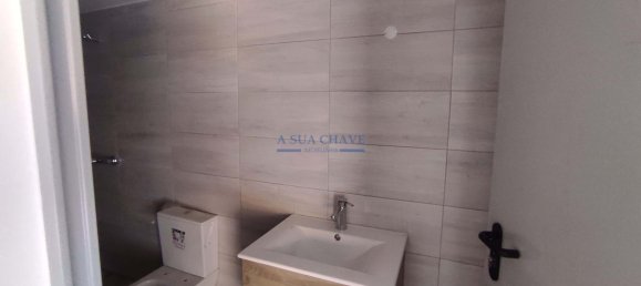 4 chambres Maison de ville à Seixal, Portugal No. 157738 9