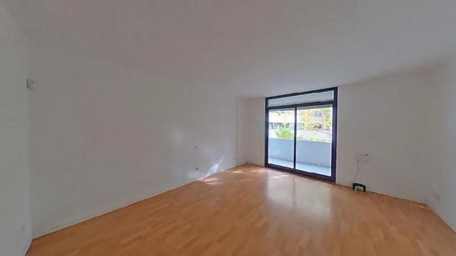 3 bedrooms Apartment in Sant Adria De Besos, Spain No. 263791