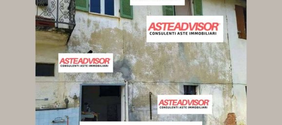 4 bedrooms House in Valfenera, Italy No. 207014 3