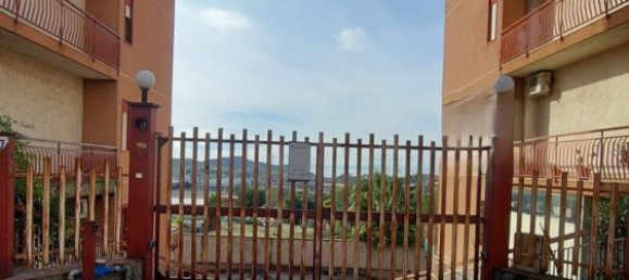  Garage in Misterbianco, Italy No. 282374 3