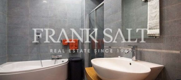 3 bedrooms Apartment in Senglea, Malta No. 4422 18