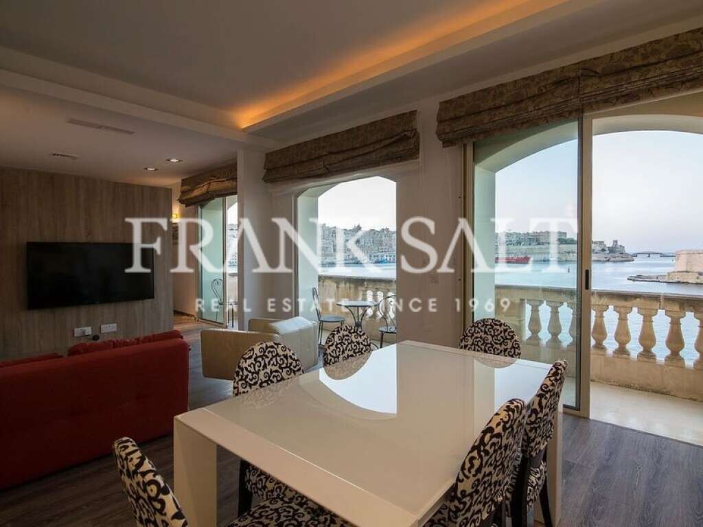 3 bedrooms Apartment in Senglea, Malta No. 4422