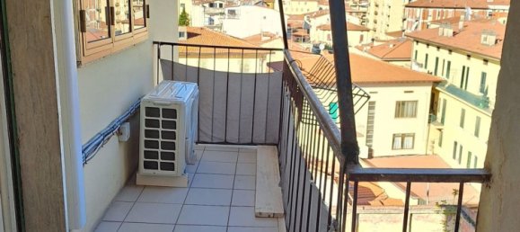 6 rooms Apartment in Arezzo, Italy No. 173528 29