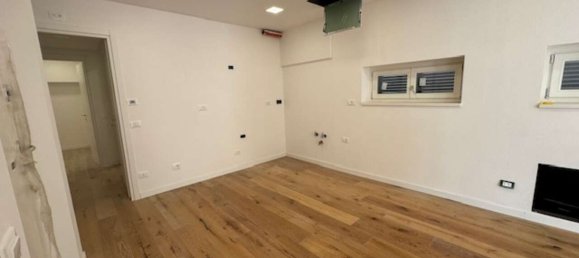 Apartamento de 2 dormitorios en Rome, Italy No. 314378 10