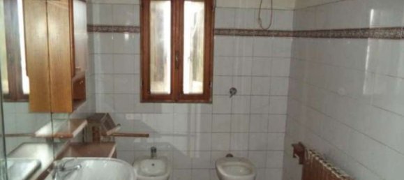 4 rooms Villa in Casaletto Ceredano, Italy No. 333732 7