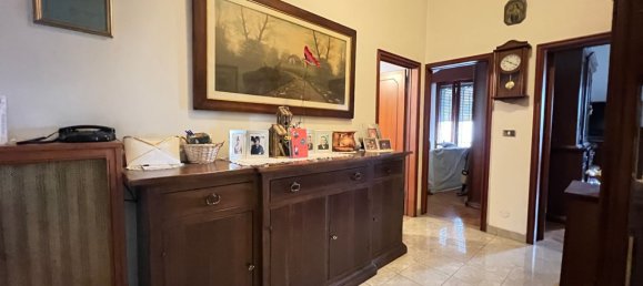 4-Zimmer Haus in Monte San Pietro, Italy, Nr. 34447 10