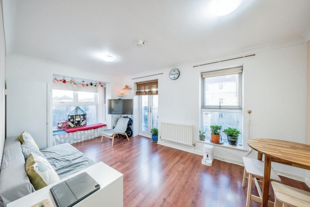 2 bedrooms Apartment in London, United Kingdom No. 10722