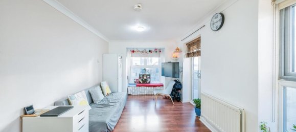 2 bedrooms Apartment in London, United Kingdom No. 10722 6