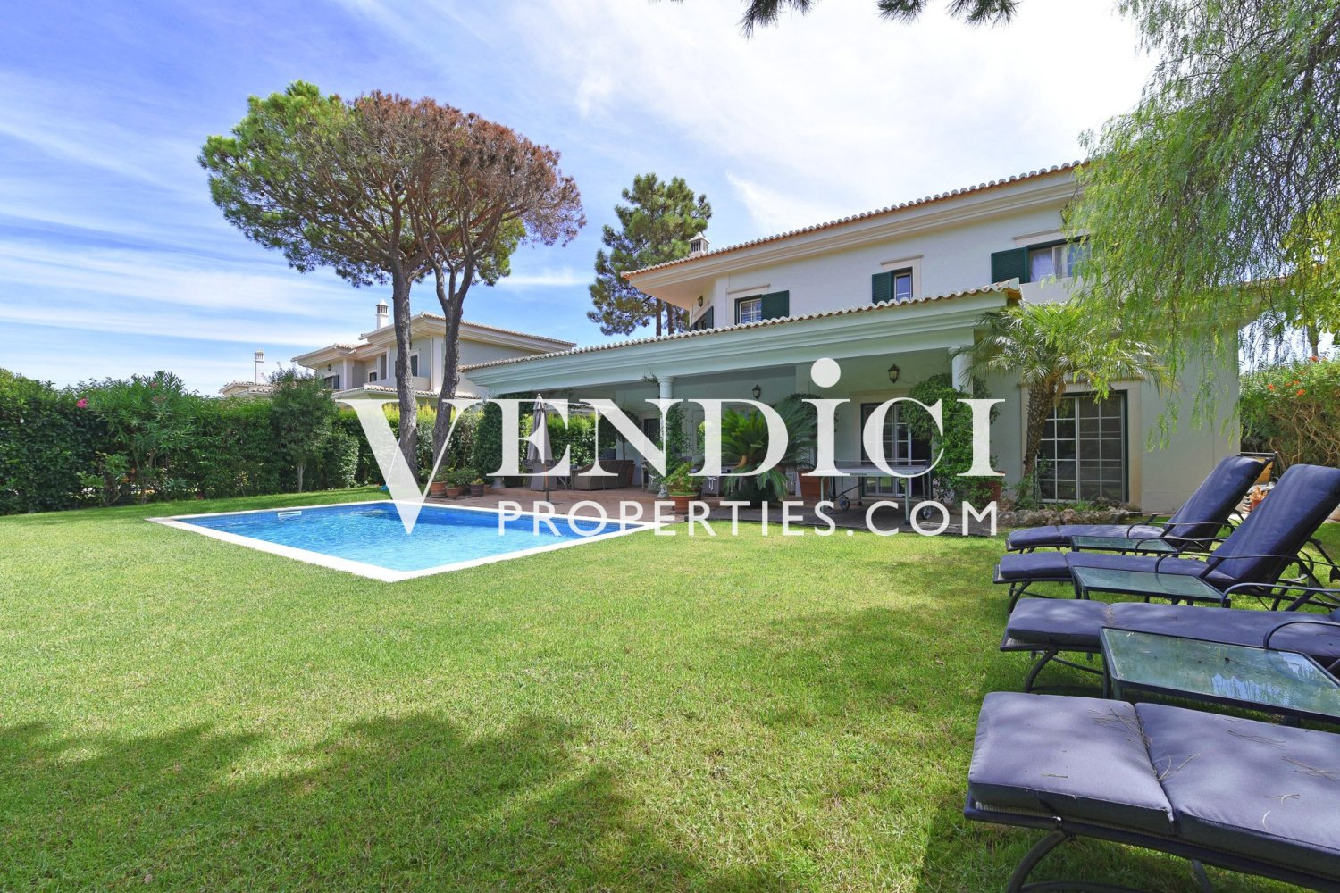 Villa de 4 dormitorios en Almancil, Portugal No. 270096