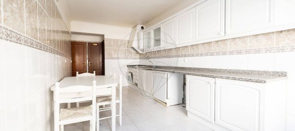 3 Schlafzimmer Wohnung in Sintra, Portugal, Nr. 348601 12