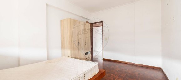 3 Schlafzimmer Wohnung in Sintra, Portugal, Nr. 348601 2